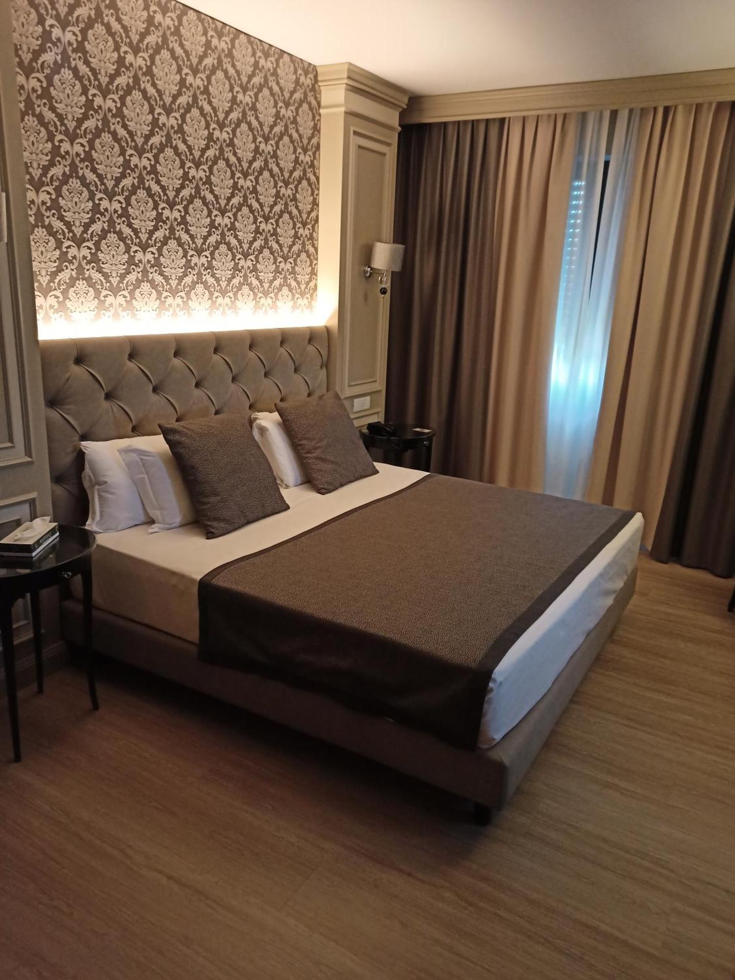 Hotel Villa Malpensa Vizzola Ticino Exteriör bild