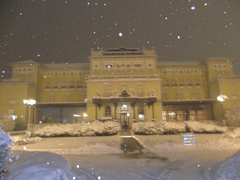 Hotel Villa Malpensa Vizzola Ticino Exteriör bild