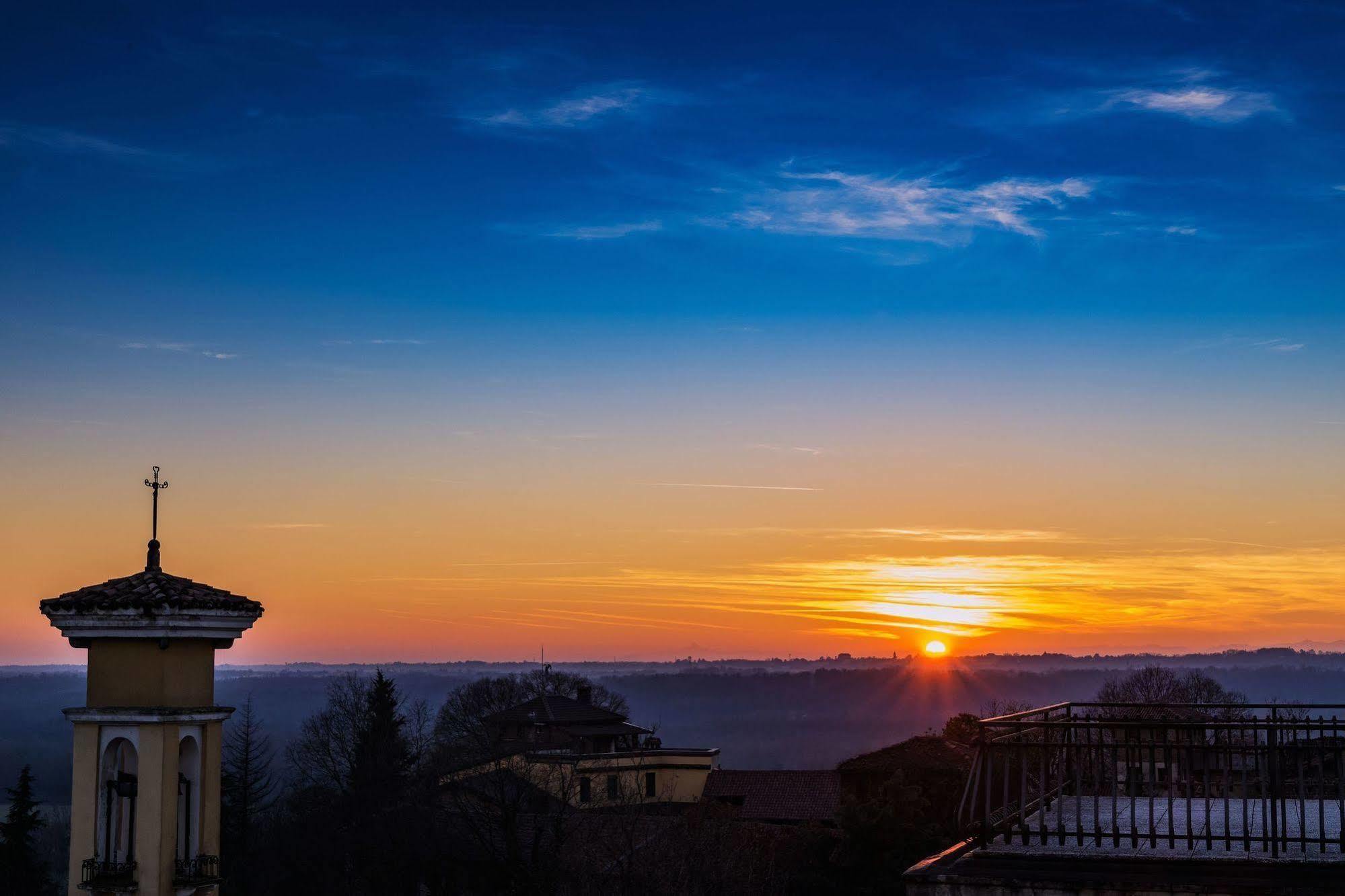 Hotel Villa Malpensa Vizzola Ticino Exteriör bild